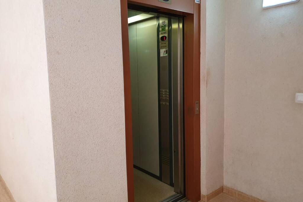 Linmarko Apartamento En Centro De Torrevieja Zewnętrze zdjęcie